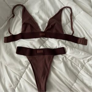 Nwot skims bra and thong and set